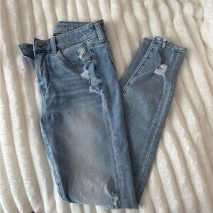 American Eagle Outfitters Light Blue Distressed Jeggings